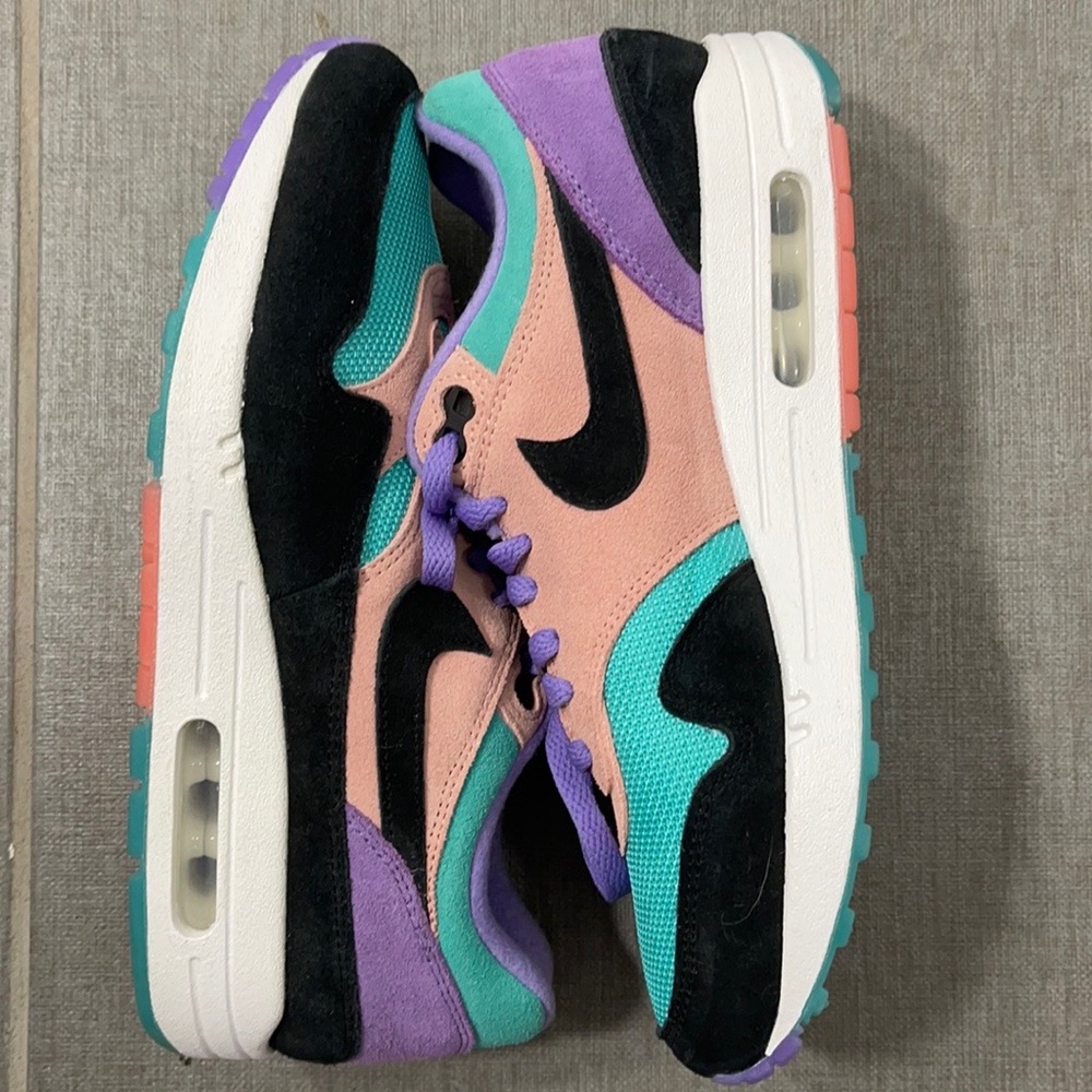 Pristine Nike Air Max 1 “Have a Nike Day”